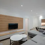 Regal Luxury * Sarandë