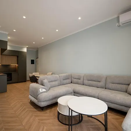 Regal Luxury * Sarandë