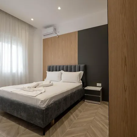 Regal Luxury Apartment *
