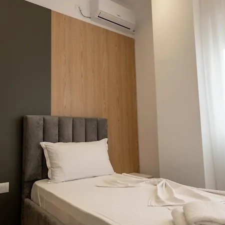 Regal Luxury * Sarandë