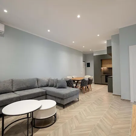 Regal Luxury Apartment