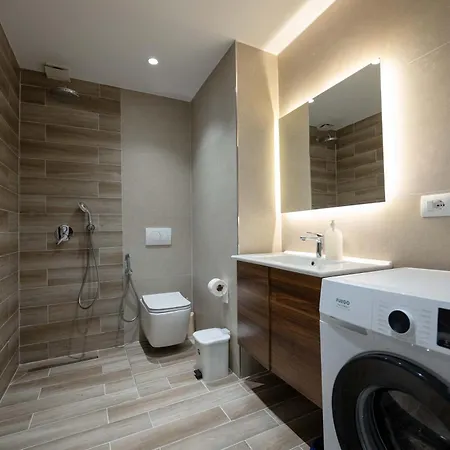 Regal Luxury Apartment
