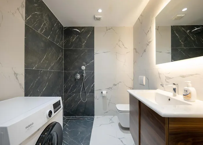 Regal Luxury * Sarandë