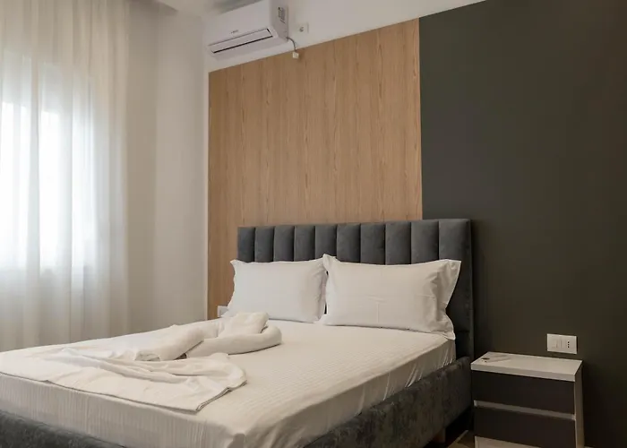 Regal Luxury 公寓 Sarandë